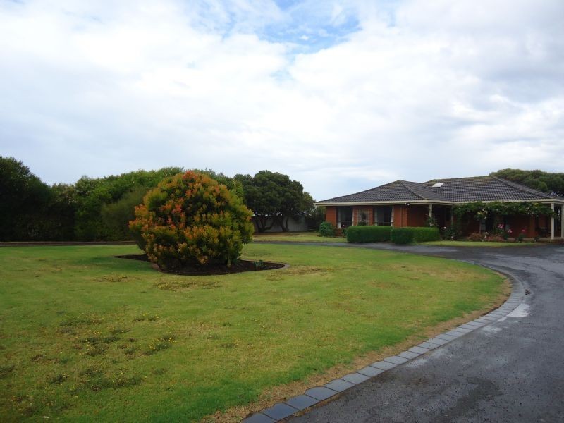 87 Albert Road, Port Fairy VIC 3284
