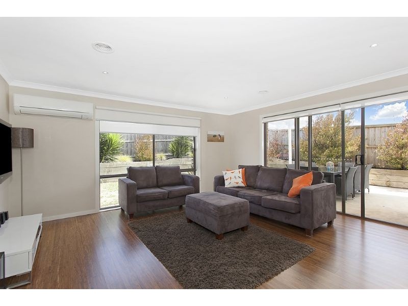 9 Napthine Terrace, Warrnambool VIC 3280