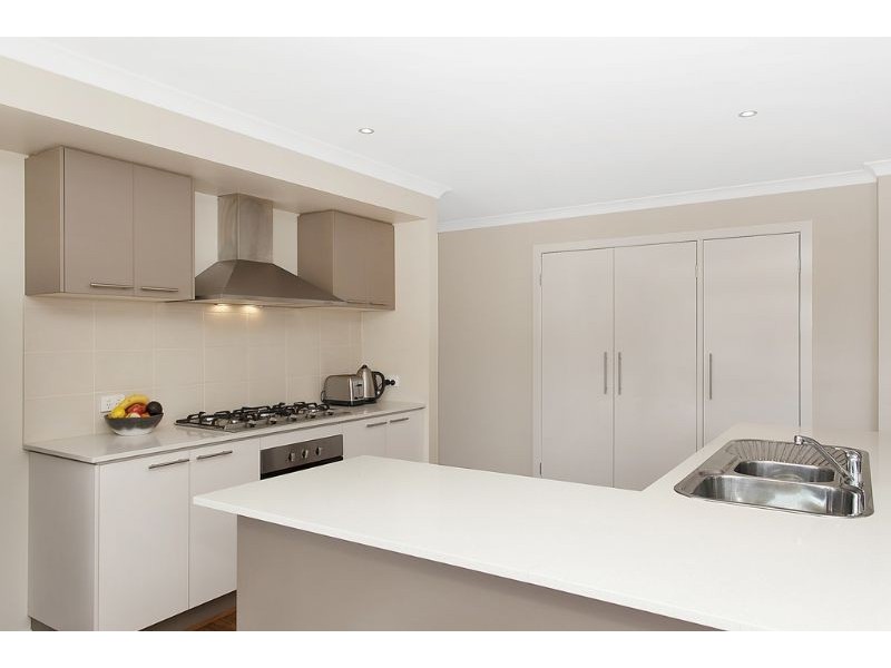 9 Napthine Terrace, Warrnambool VIC 3280