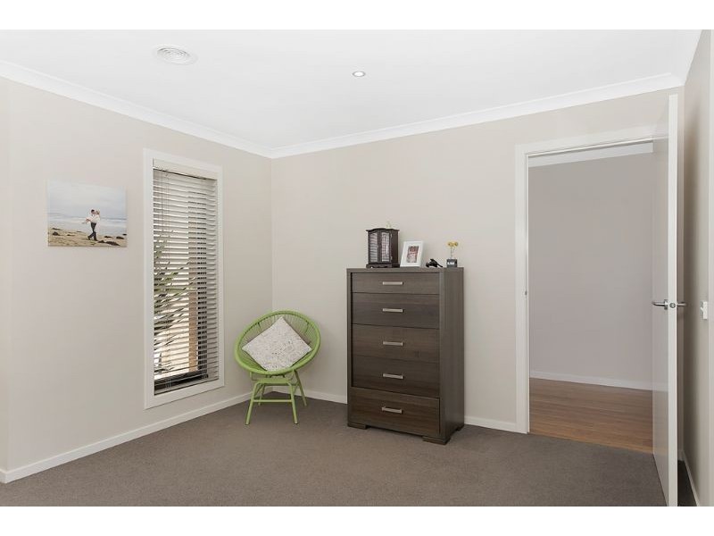 9 Napthine Terrace, Warrnambool VIC 3280