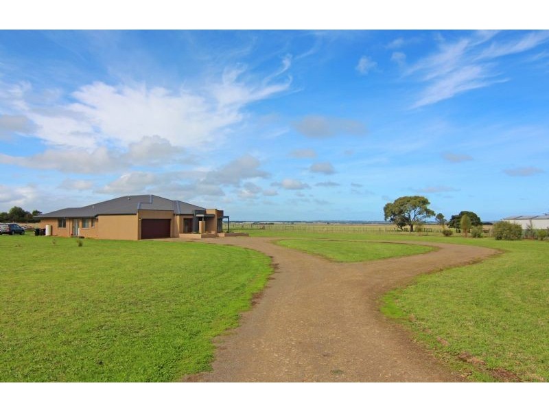 298 Southern Cross – Koroit Road, Southern Cross VIC 3283
