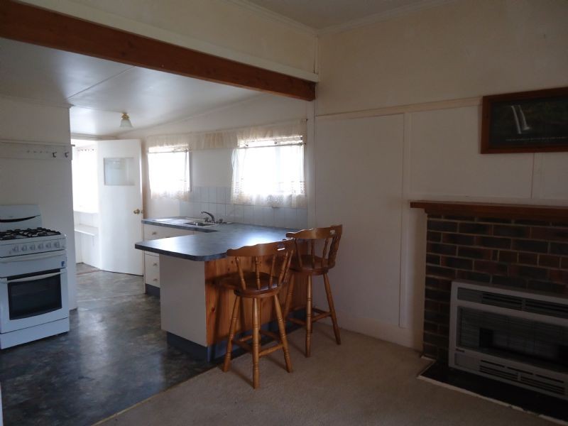 74 Walker Street, Cobden VIC 3266