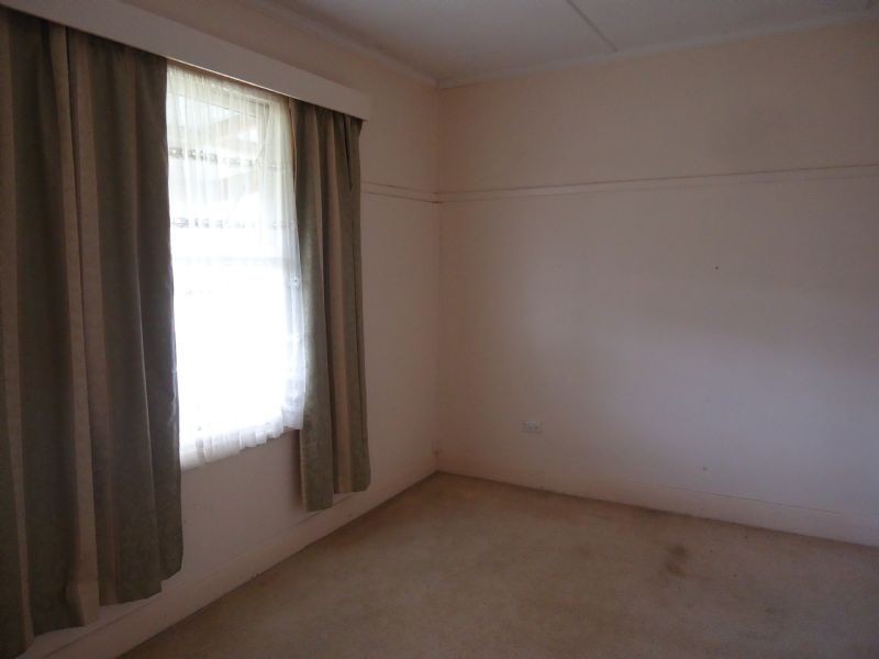 74 Walker Street, Cobden VIC 3266
