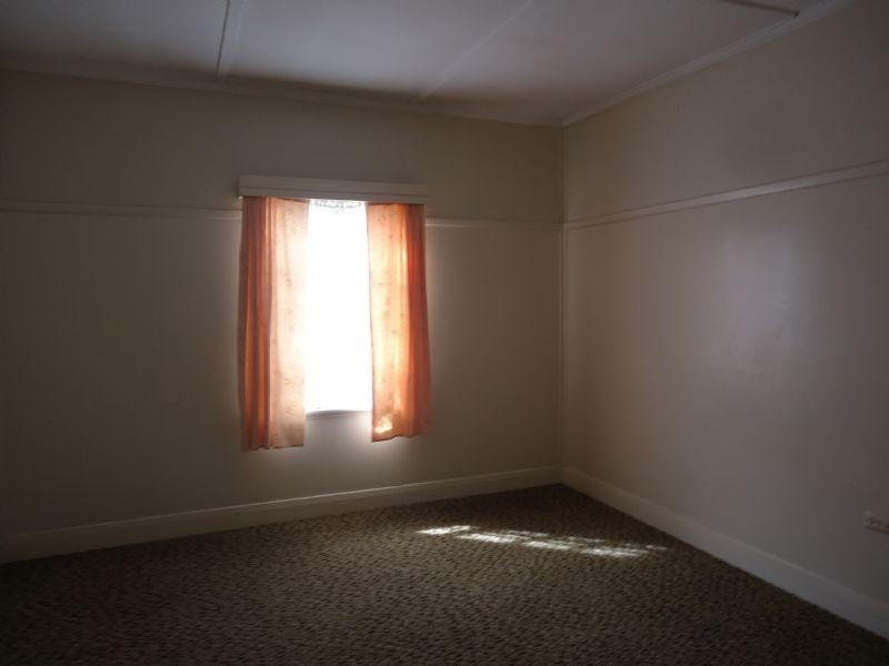 74 Walker Street, Cobden VIC 3266