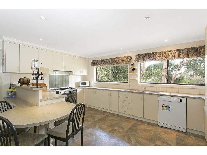4 Stauntons Lane, Koroit VIC 3282