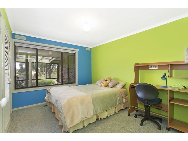 4 Stauntons Lane, Koroit VIC 3282