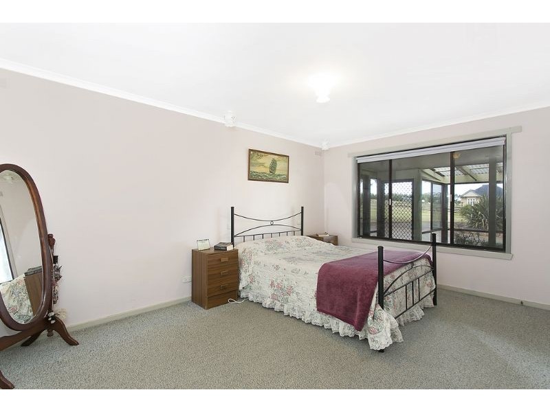 4 Stauntons Lane, Koroit VIC 3282