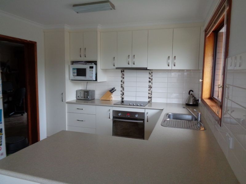 11 Carolyn Crescent, Warrnambool VIC 3280