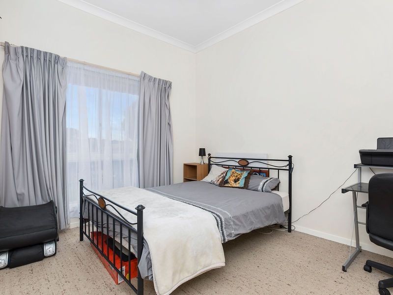 231 Russell Street, Dennington VIC 3280