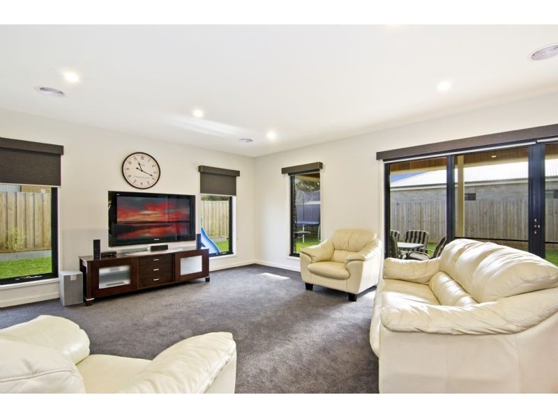 11 Spring Garden Drive, Warrnambool VIC 3280