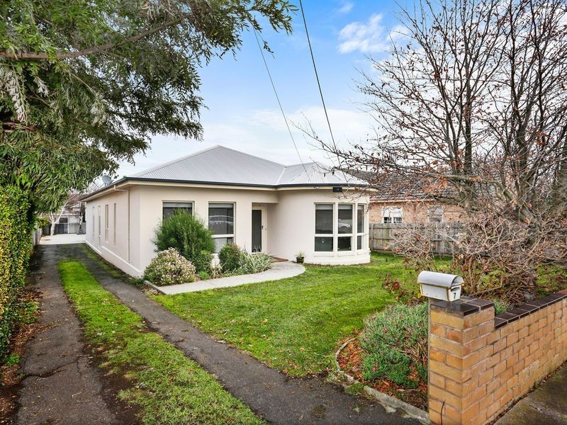 7 Birdwood Avenue, Warrnambool VIC 3280
