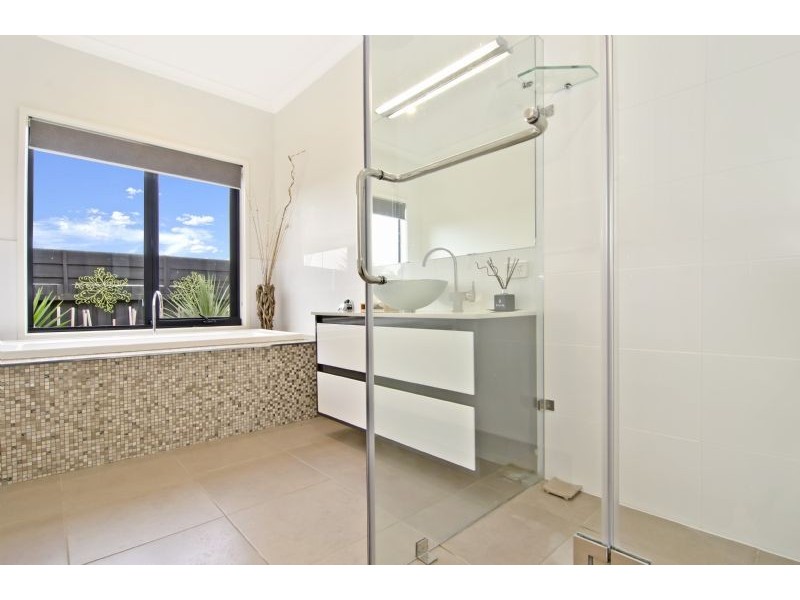 25 Boston Drive, Warrnambool VIC 3280