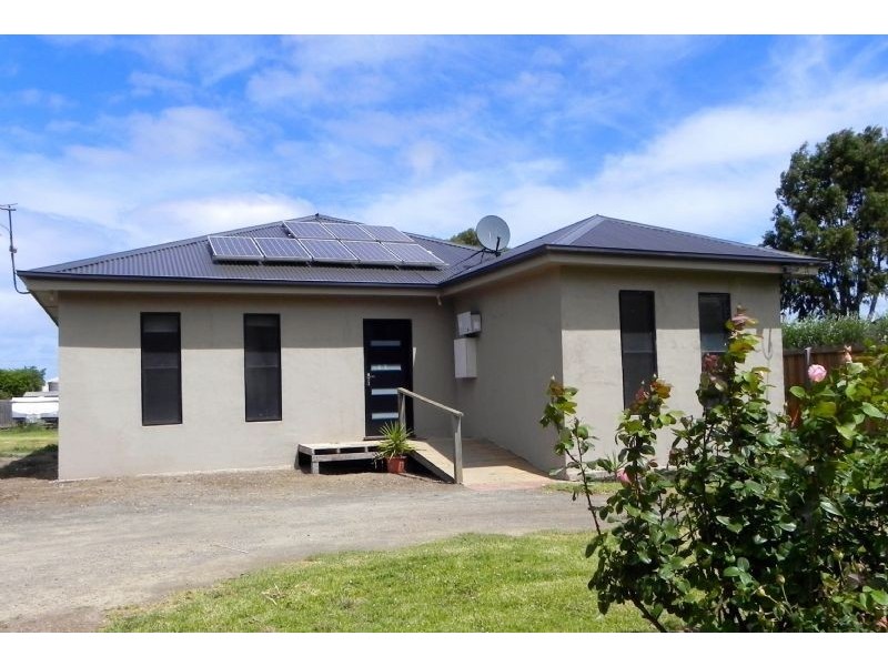 11 Irvings Lane, Koroit VIC 3282