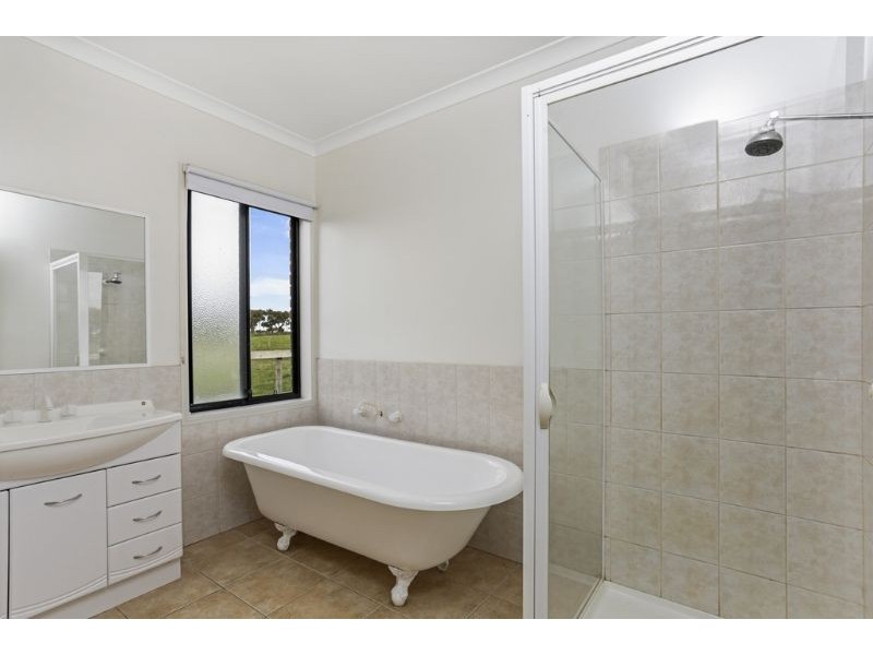 165 Conns Lane Illowa, Warrnambool VIC 3280