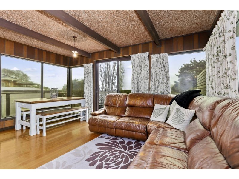 16 Wildwood Crescent, Warrnambool VIC 3280