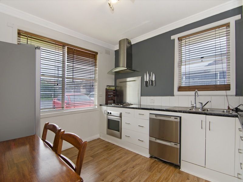 11 Tait  Crescent, Warrnambool VIC 3280