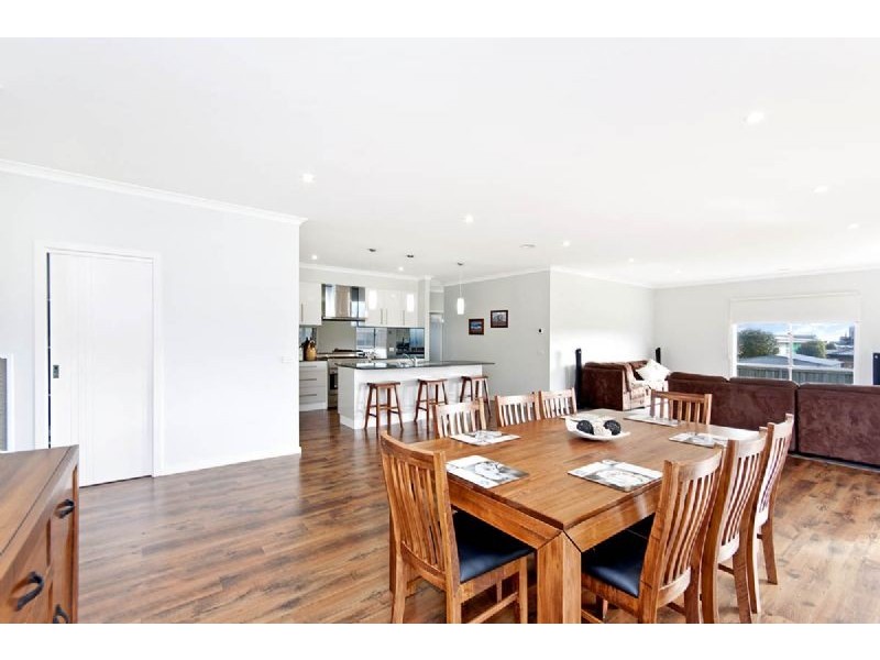 35 Dennington Rise, Dennington VIC 3280