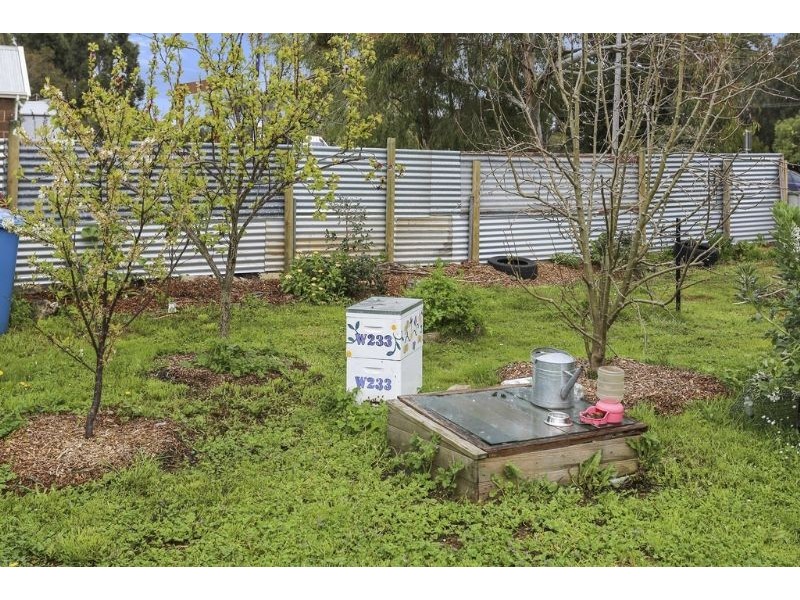 18 Manifold Street, Woolsthorpe VIC 3276