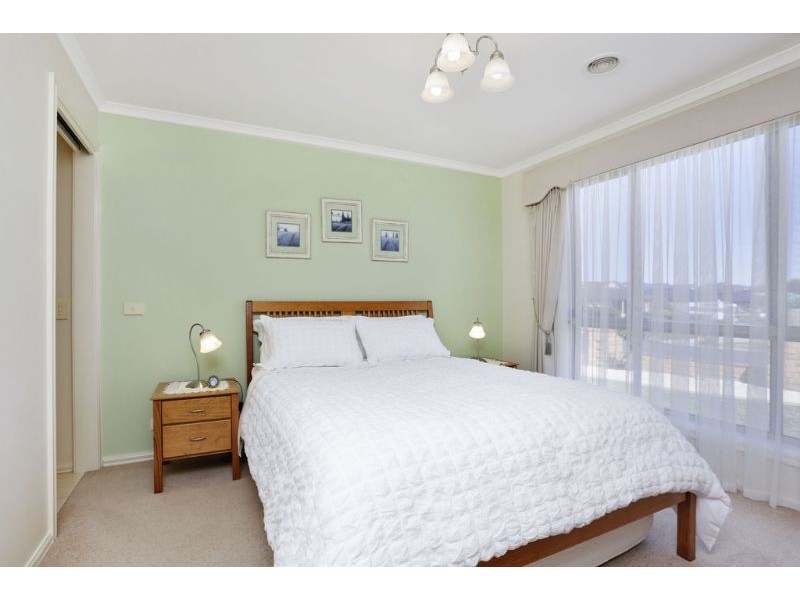 9 Mugavin Drive, Dennington VIC 3280