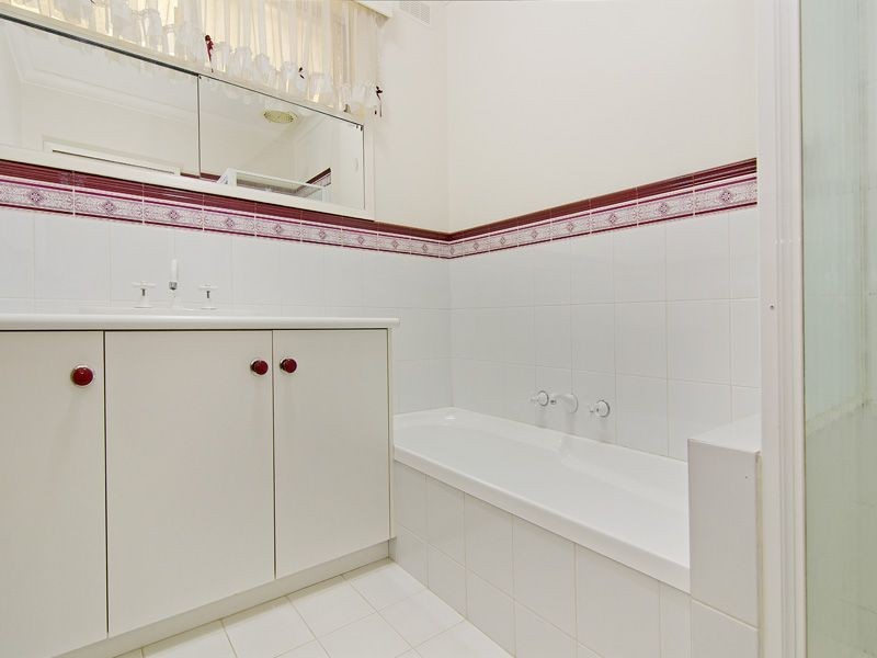 15 Floral Place, Warrnambool VIC 3280