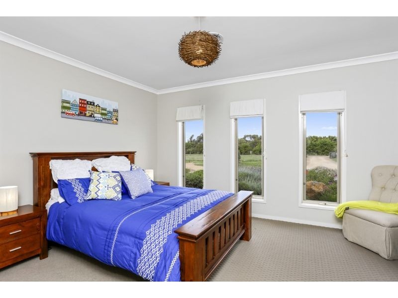 15 O’Keefes Road, Winslow VIC 3281