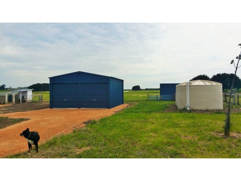 15 O’Keefes Road, Winslow VIC 3281