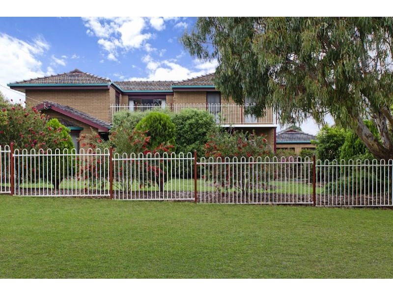 27 Stauntons Lane, Koroit VIC 3282