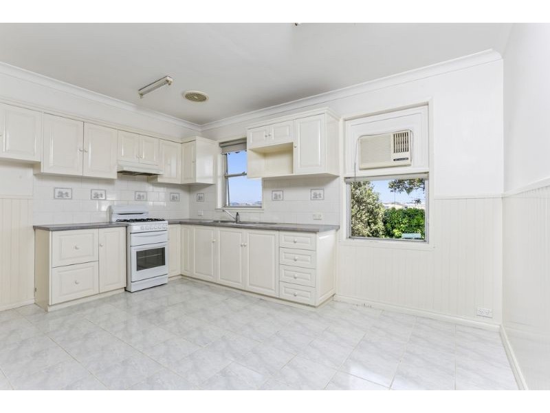 43 Tait Crescent, Warrnambool VIC 3280