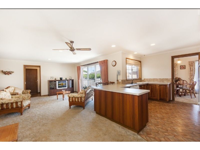 42 Whites Road, Warrnambool VIC 3280