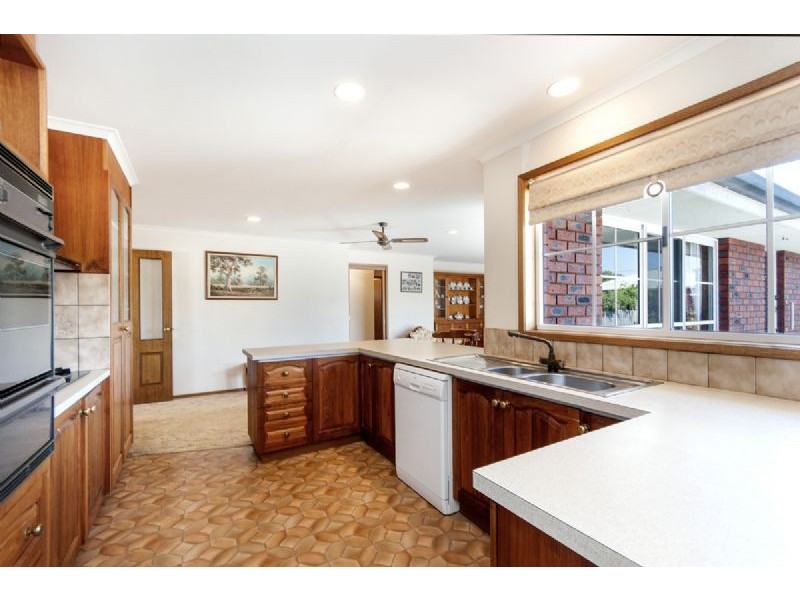 42 Whites Road, Warrnambool VIC 3280