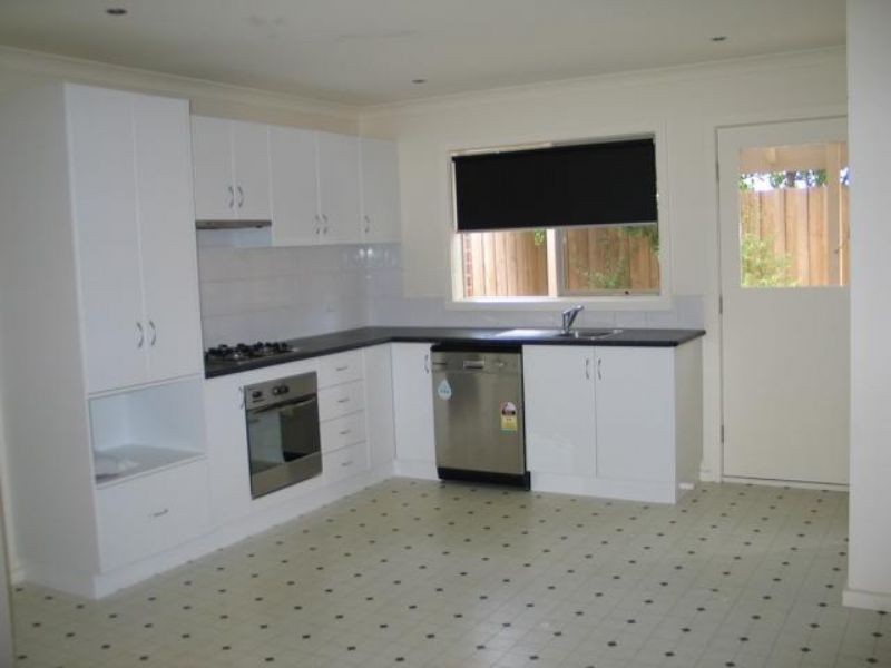 2/76 Henna Street, Warrnambool VIC 3280