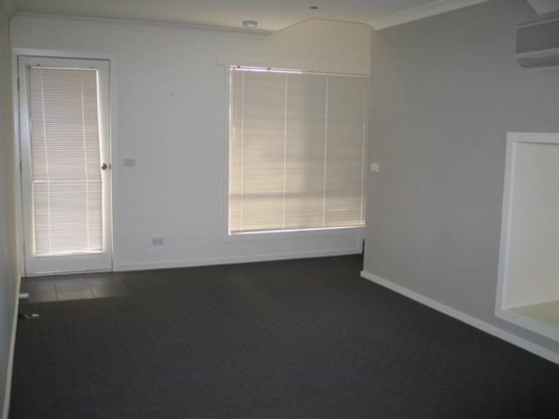 2/76 Henna Street, Warrnambool VIC 3280