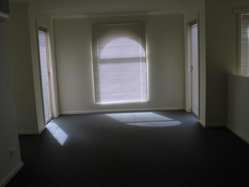 2/76 Henna Street, Warrnambool VIC 3280