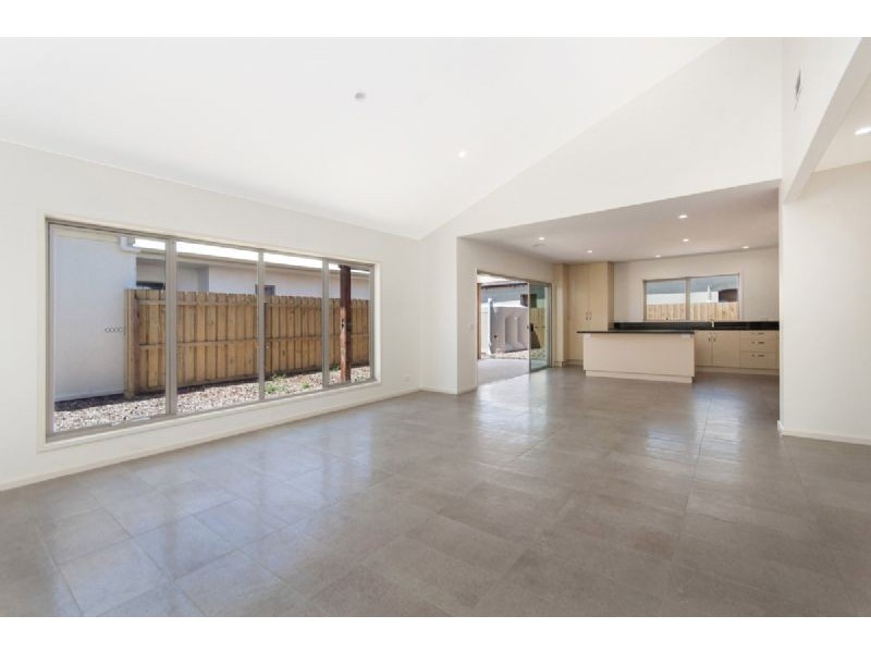 16 Flaxman Street, Warrnambool VIC 3280