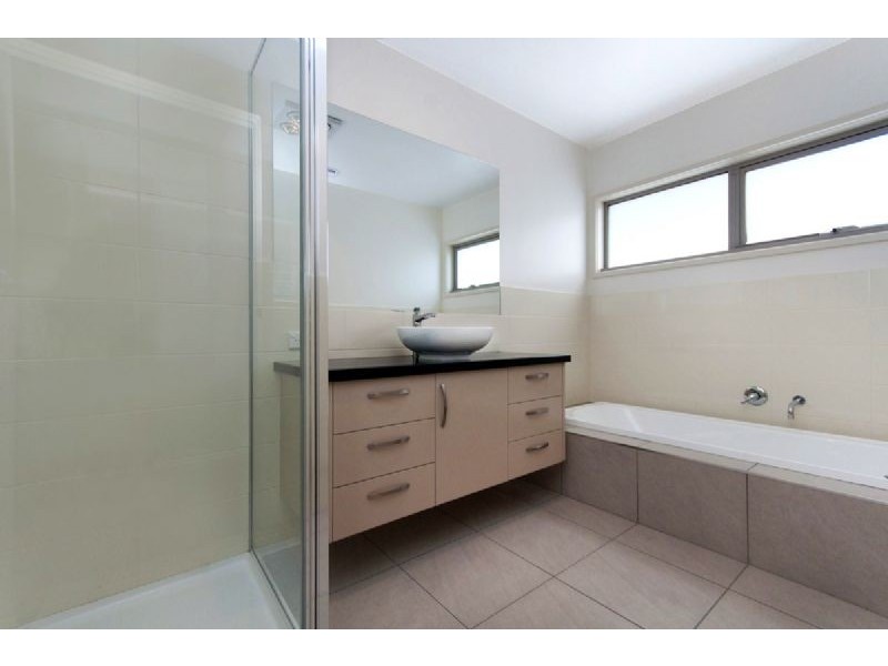 16 Flaxman Street, Warrnambool VIC 3280