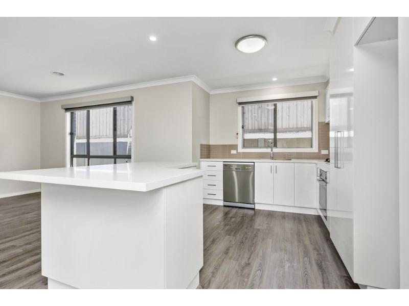 57 Dennington Rise, Dennington VIC 3280