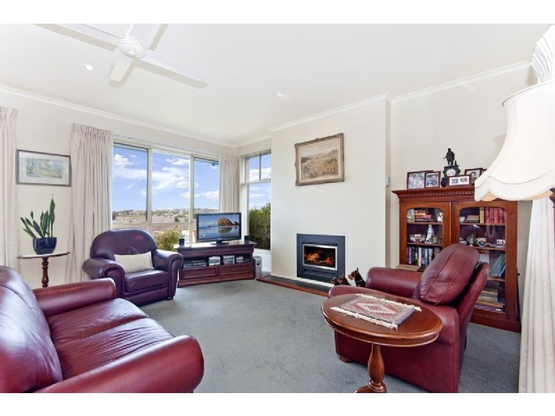 22 Riverview Terrace, Warrnambool VIC 3280