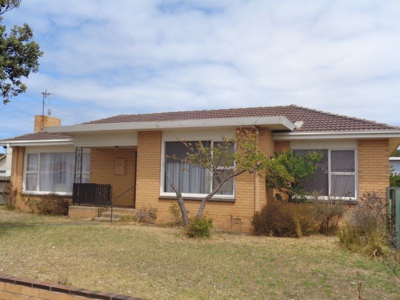 11 Hopkins Road, Warrnambool VIC 3280