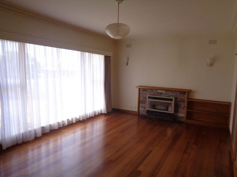 11 Hopkins Road, Warrnambool VIC 3280