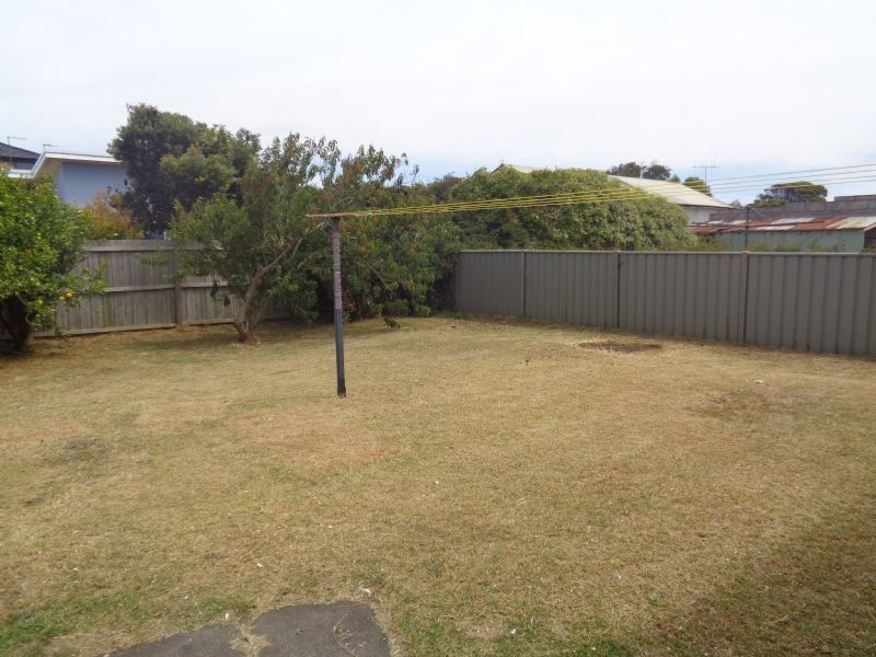 11 Hopkins Road, Warrnambool VIC 3280