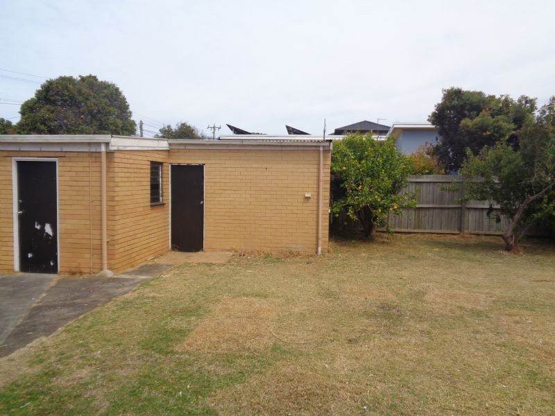 11 Hopkins Road, Warrnambool VIC 3280