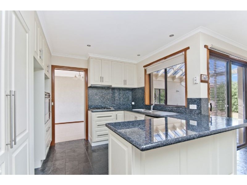 6 Glenview Drive, Warrnambool VIC 3280