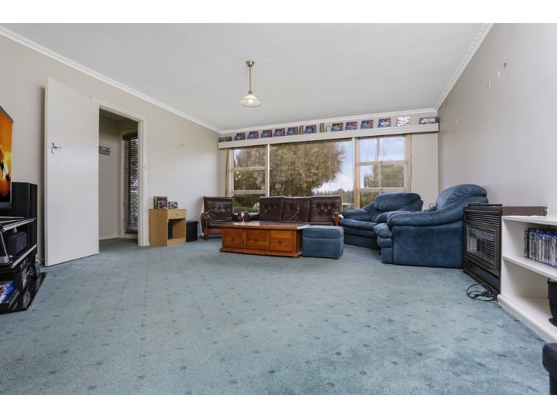 8 Iona Avenue, Warrnambool VIC 3280