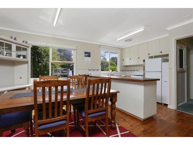 8 Iona Avenue, Warrnambool VIC 3280
