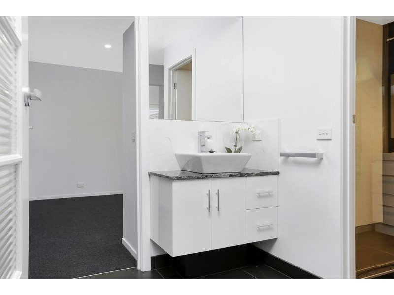2/18 Verdon Street, Warrnambool VIC 3280