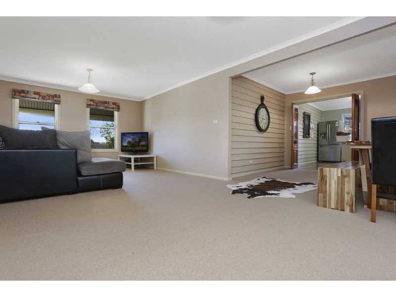 36 Latta Street, Woolsthorpe VIC 3276