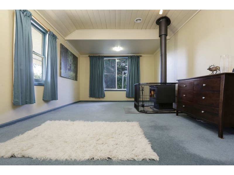 36 Latta Street, Woolsthorpe VIC 3276