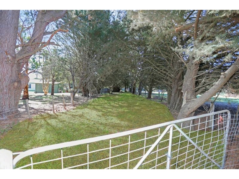 36 Latta Street, Woolsthorpe VIC 3276