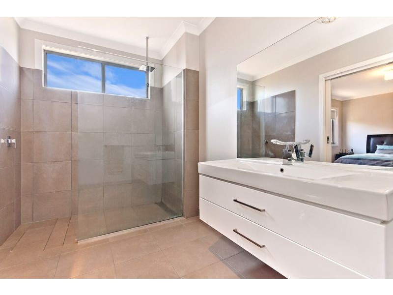 42 Boston Drive, Warrnambool VIC 3280