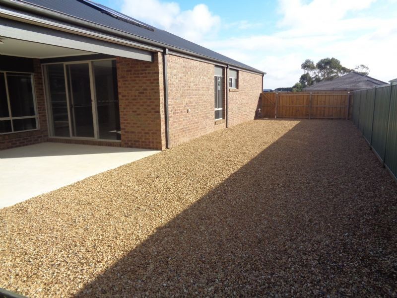 6 Laffan Court, Koroit VIC 3282